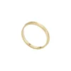 Anillo Harlow con textura lineal y banda de acero inoxidable dorado Anillo Harlow con textura lineal y banda de acero inoxidable dorado
