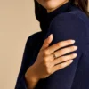 Anillo Heritage D-Link de acero inoxidable en tono dorado