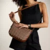 Bolso bandolera de piel Jolie Bolso bandolera de piel Jolie