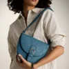 Bolso bandolera grande con solapa de cuero Everleigh Bolso bandolera grande con solapa de cuero Everleigh