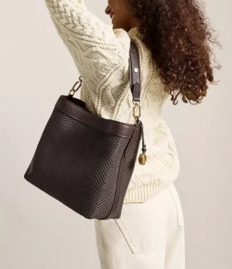 bolso bandolera jessie woven bucket 2 330x383 - Bolso bandolera Jessie Woven Bucket