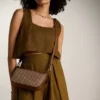 Bolso bandolera pequeño de piel Jolie Bolso bandolera pequeño de piel Jolie