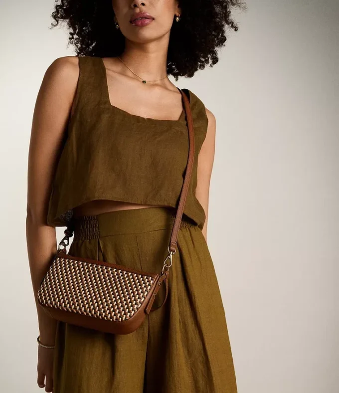 Bolso bandolera pequeño de piel Jolie Bolso bandolera pequeño de piel Jolie