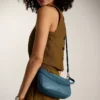 Bolso bandolera pequeño de piel Jolie Bolso bandolera pequeño de piel Jolie