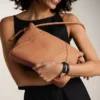 Bolso de hombro de cuero Willa Bolso de hombro de cuero Willa