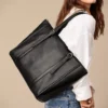 Bolso tote de cuero Carlie Bolso tote de cuero Carlie