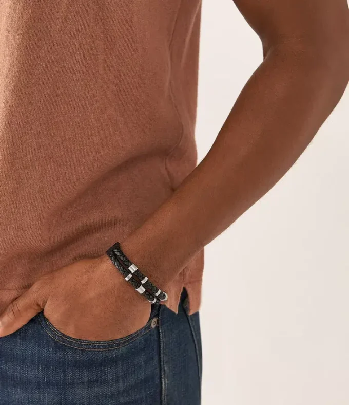 Bronson Leather Essentials Pulsera de cuero negro