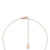 Collar clásico Merrit con colgante de acero inoxidable en tono oro rosa y nácar
