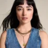 Collar Heritage D-Link en acero inoxidable dorado con cuello en Y