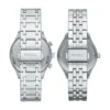 Conjunto de reloj con brazalete multifunción Fenmore en tono plateado
