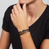 Pulsera de cuero negro de varias vueltas Townsman Pulsera de cuero negro de varias vueltas Townsman