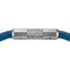 Pulsera de silicona azul marino con textura moleteada a máquina