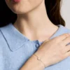 Pulsera Merrit Classic de acero inoxidable dorado con nácar