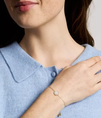 Pulsera Merrit Classic de acero inoxidable dorado con nácar