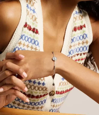 Pulsera Merrit Timeless con nácar y acero inoxidable plateado