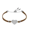 Pulsera Sutton Glitz Heart con correa de cuero marrón Pulsera Sutton Glitz Heart con correa de cuero marrón