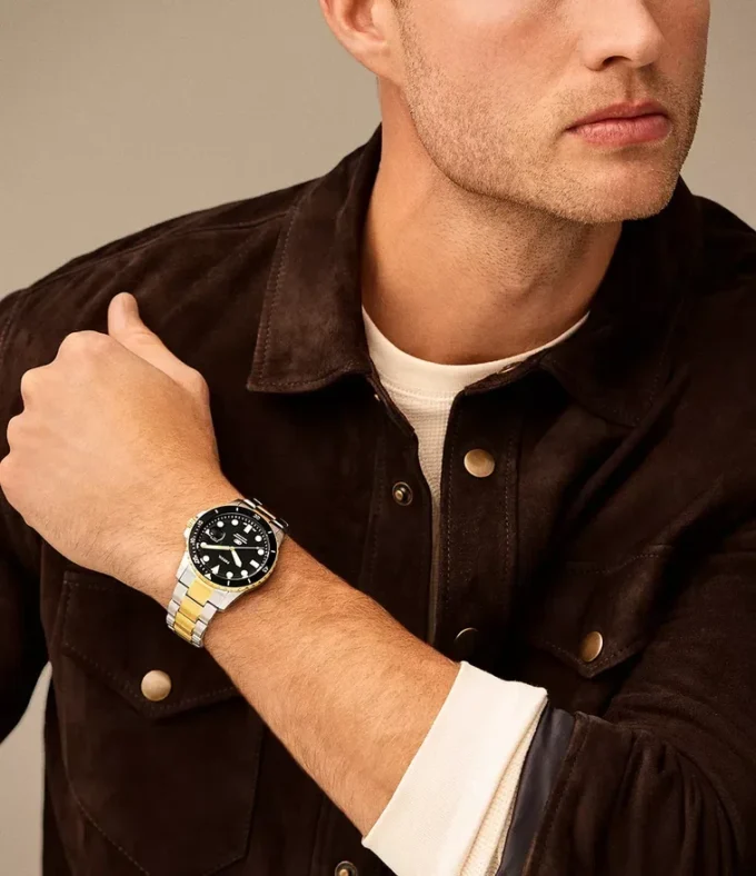 Reloj Fossil Blue Dive de acero inoxidable bicolor con tres agujas y fecha