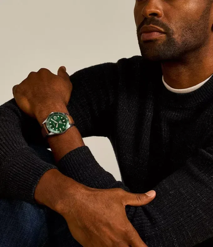Reloj Fossil Blue Dive de tres agujas con fecha y correa de cuero LiteHide™ color tostado