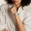 Reloj Gilmore de acero inoxidable dorado con tres agujas y fecha Reloj Gilmore de acero inoxidable dorado con tres agujas y fecha