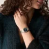 Reloj Scarlette de acero inoxidable bicolor con tres agujas Reloj Scarlette de acero inoxidable bicolor con tres agujas
