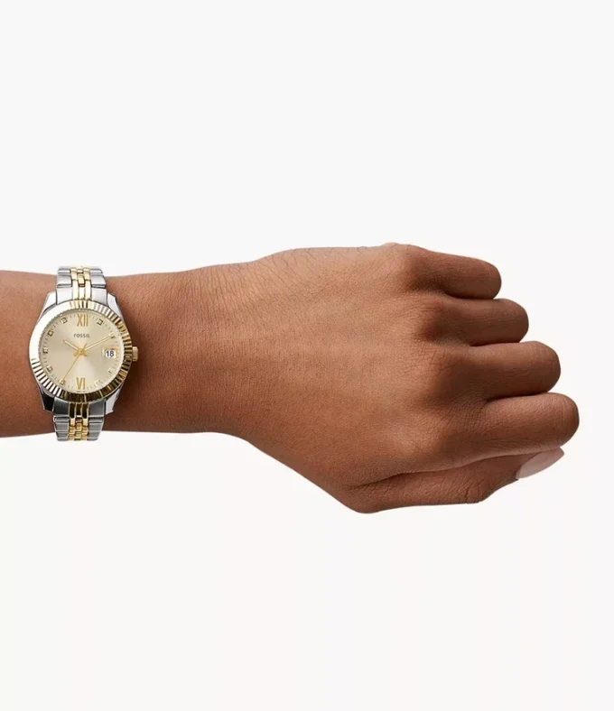 Reloj Scarlette de acero inoxidable bicolor con tres agujas y fecha Reloj Scarlette de acero inoxidable bicolor con tres agujas y fecha